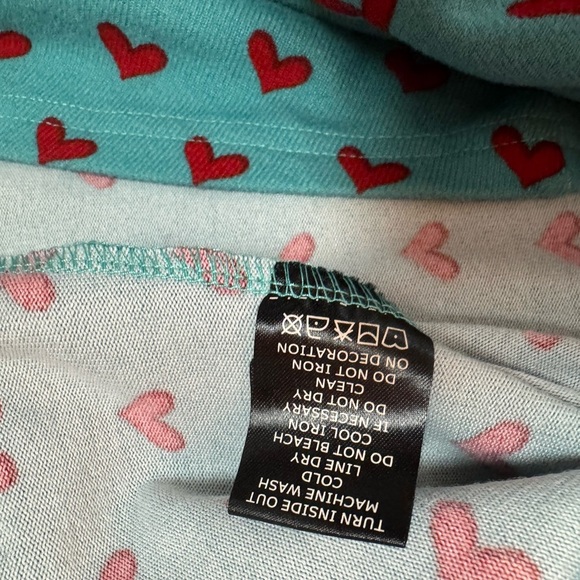 Voodoo Vixen Heart Patterned Dress with Red Accents Size Small.  E73 - Picture 6 of 17